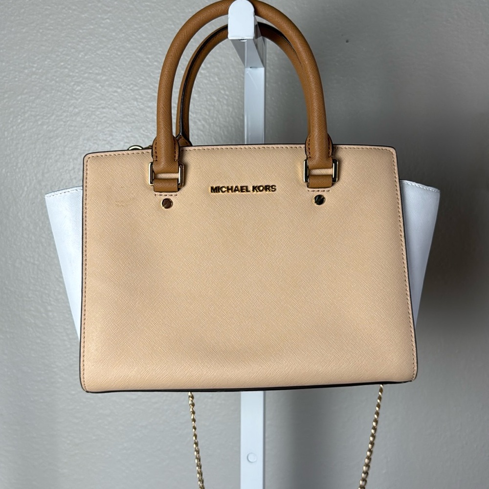 Michael Kors two tone Selma bag - Medium white‎ / tan